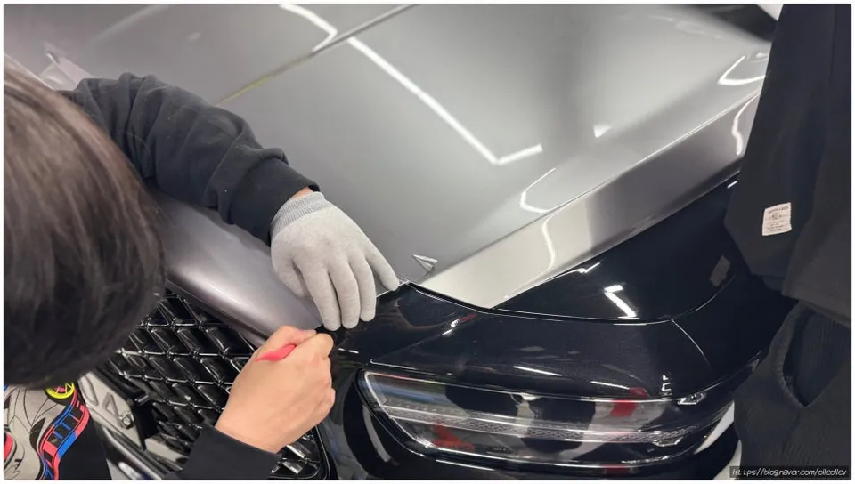Genesis G90のカーラッピング事例|費用目安・仕上がり 施工写真 1-3