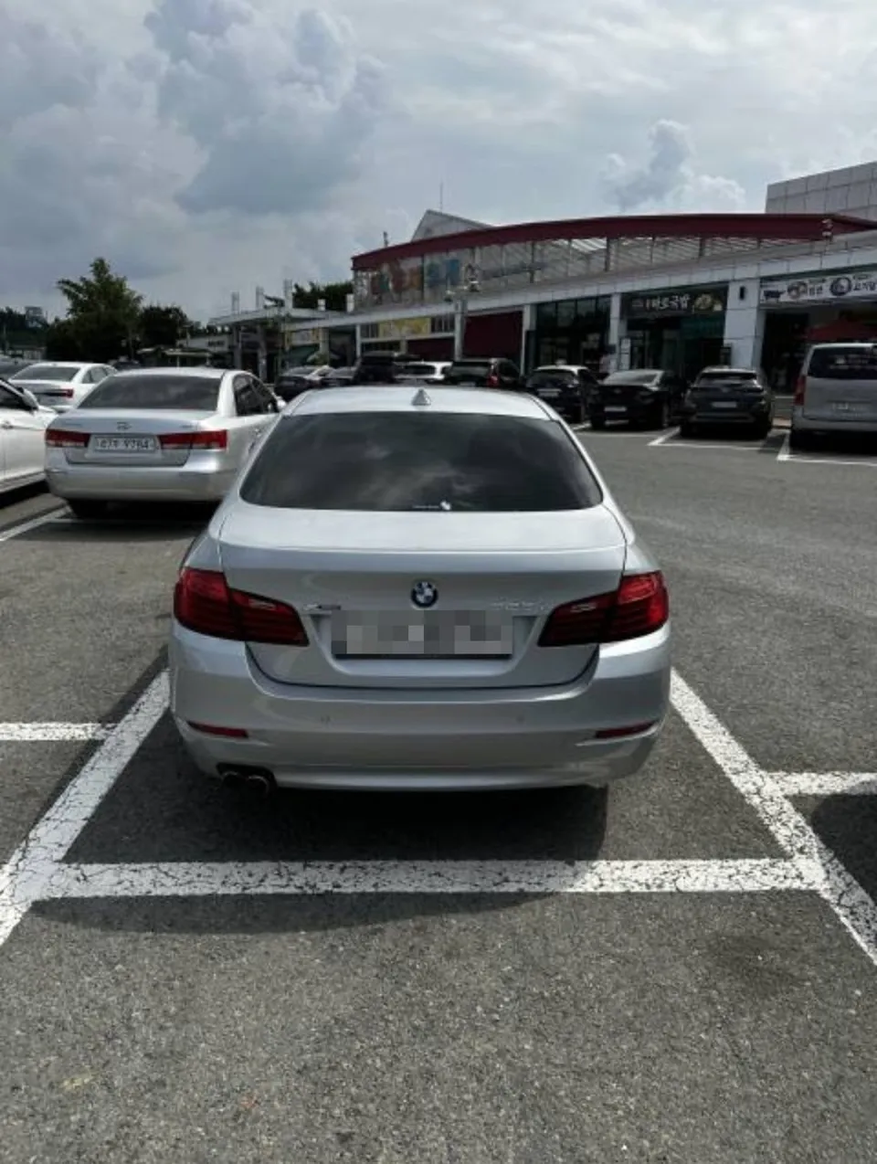 BMW 5 Series F10 body kit - BMW 5 Series F10 Body Kit Installation Cost & Review photo 3
