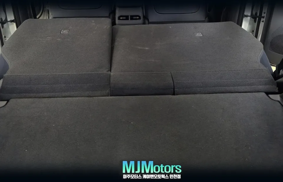 Kia EV3 Rear Seat Folding Flat Conversion Review After