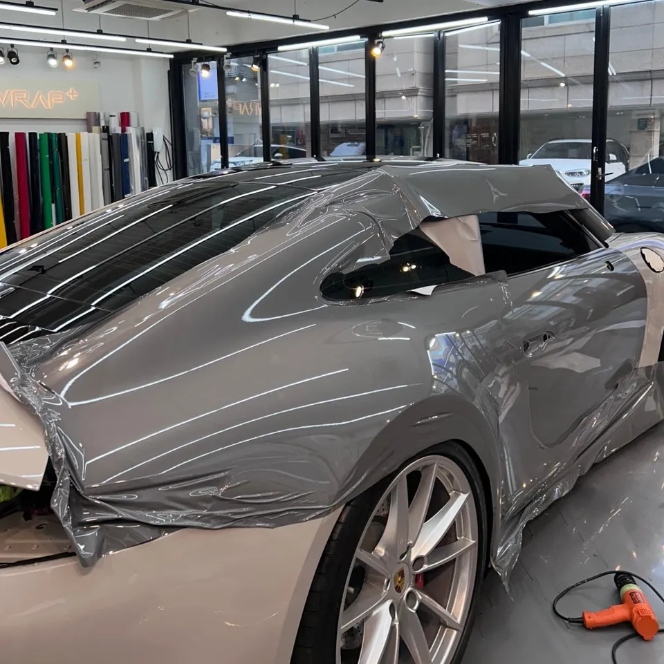ポルシェ911のカーラッピング事例|費用目安・仕上がり 施工写真 1-3