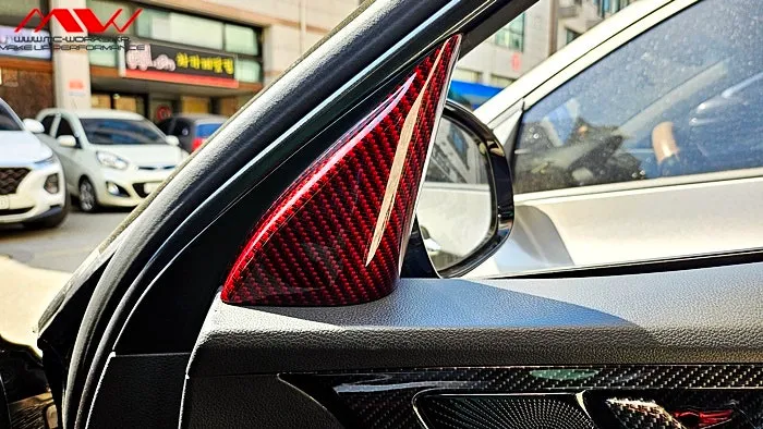 Genesis G70 interior customization - Genesis G70 Interior Customization Review: Carbon & Alcantara photo 3