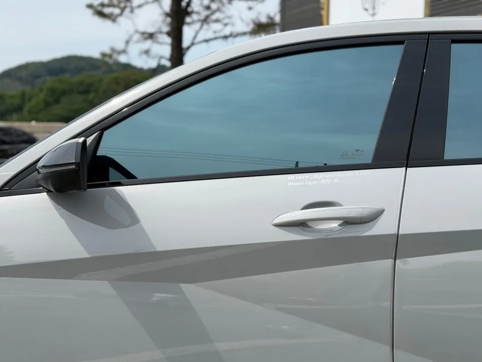 Hyundai Elantra Nのカーラッピング事例|費用目安・仕上がり 施工写真 1-2