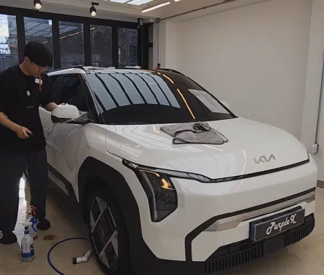 Kia EV3のPPF施工事例|生活傷から守るプロテクションフィルム 施工写真 3-2