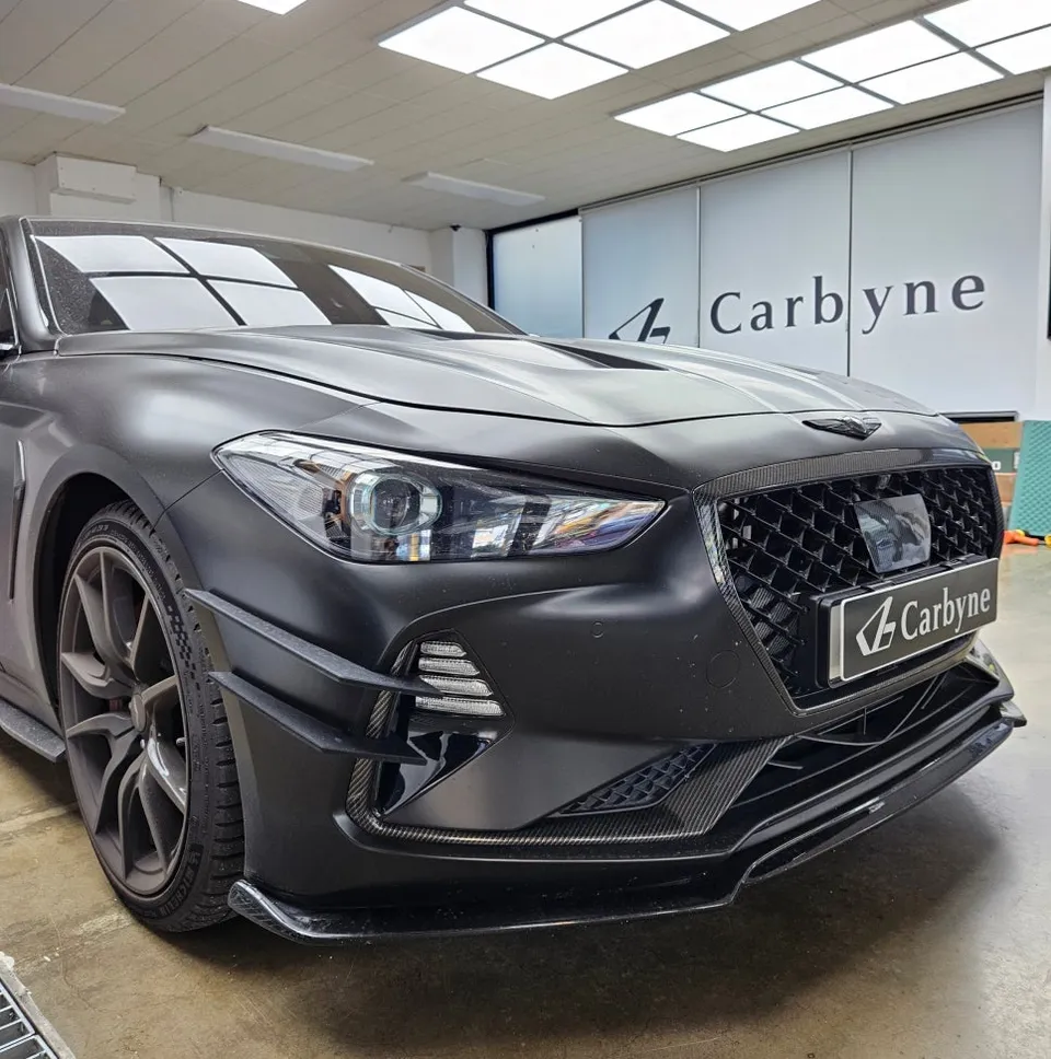 Genesis G70のカーラッピング事例｜費用目安・仕上がり 写真