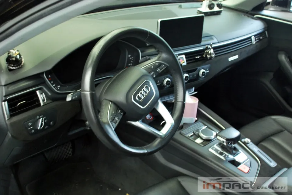 Audi A4のPPF施工事例|費用目安と仕上がり 施工写真 3-1