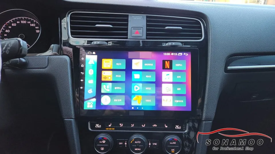 Volkswagen Golf 7th GenのAndroid Auto・CarPlay取付事例 施工写真 1-2