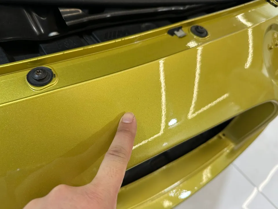 BMW M4のカーラッピング事例｜費用目安・仕上がり 施工写真 2-3