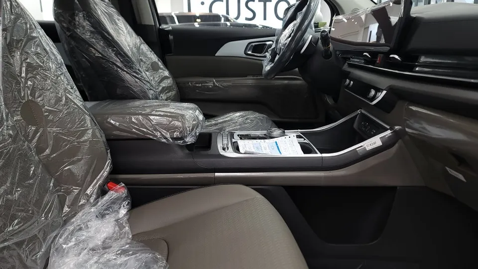 Kia Carnival PPF施工事例｜費用目安と仕上がり 施工写真 2