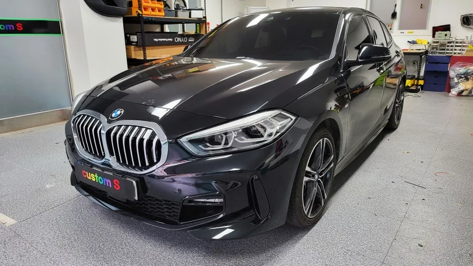 BMW 1 Seriesのカーラッピング事例:費用目安と仕上がり 施工写真 2-1