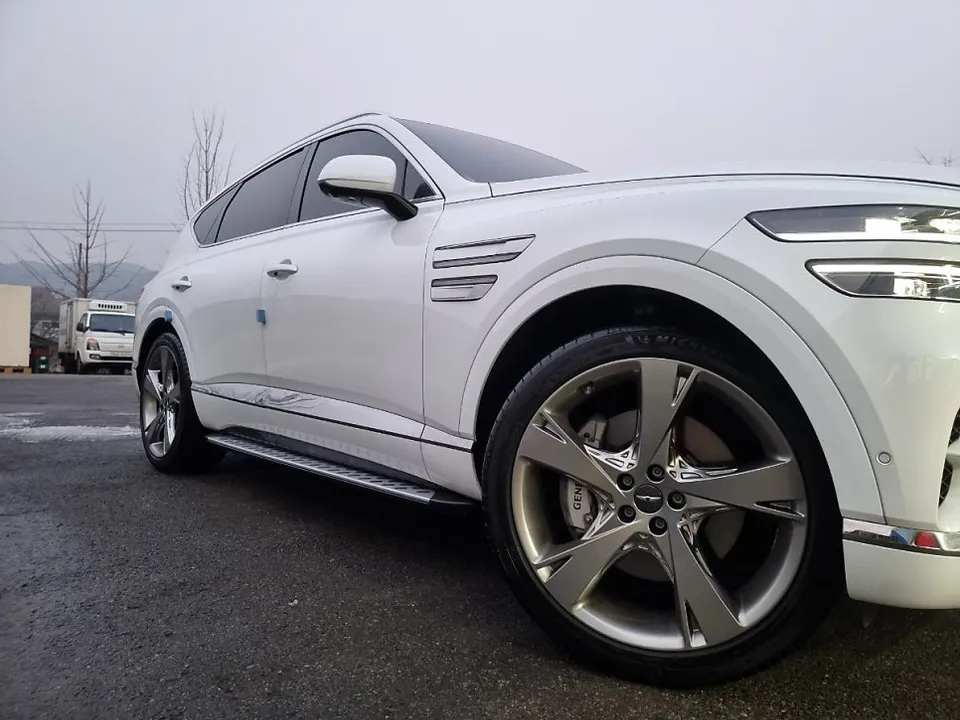 Genesis GV80 Wheel Repair & Painting Review photo 2