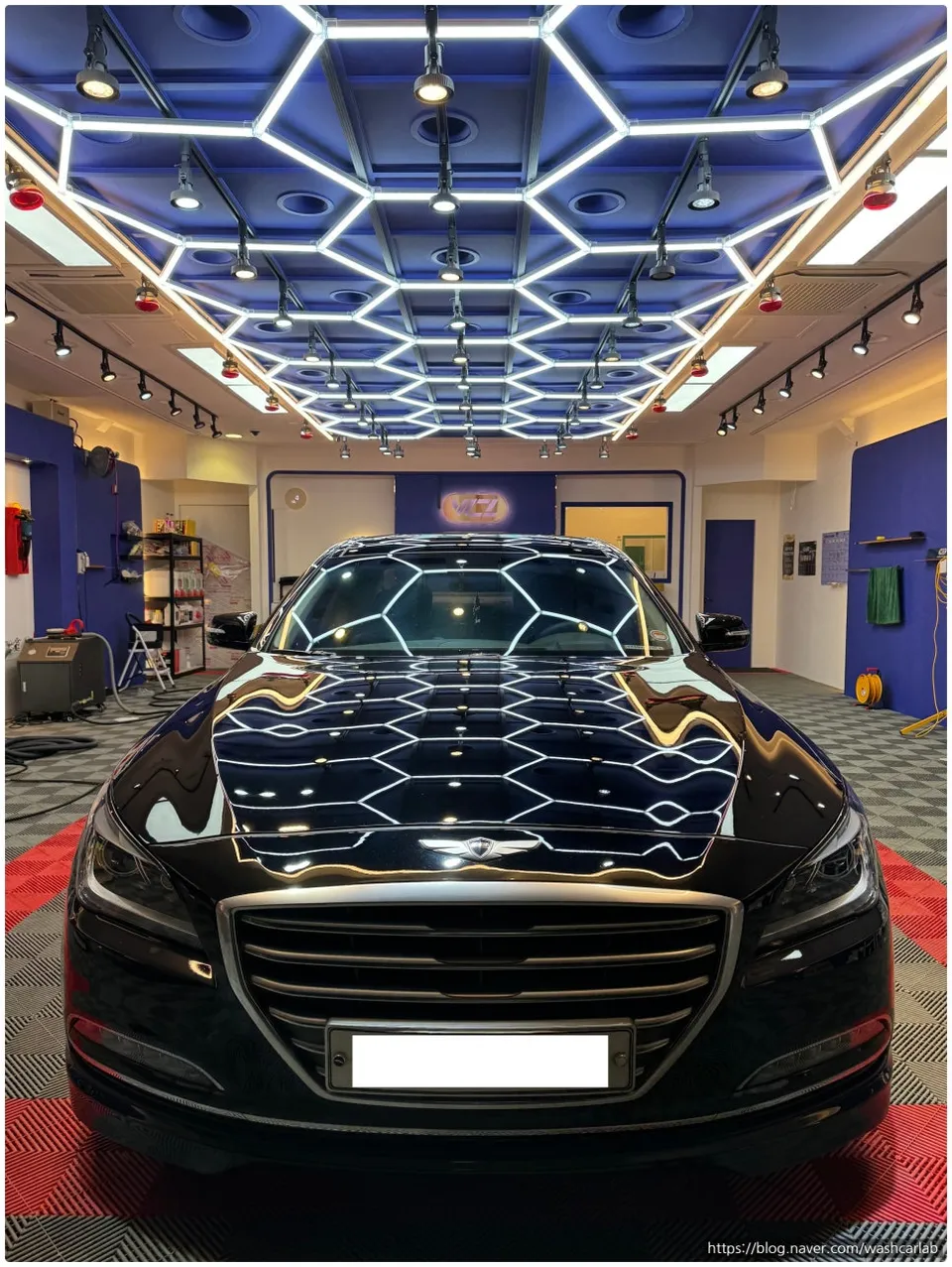 Genesis G80のガラスコーティング事例|韓国での施工と仕上がり 施工写真 3-2