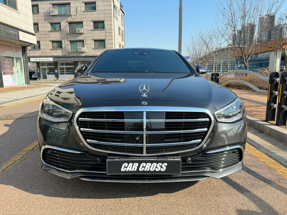 メルセデス・ベンツ Sクラス W223 カーラッピング事例 写真