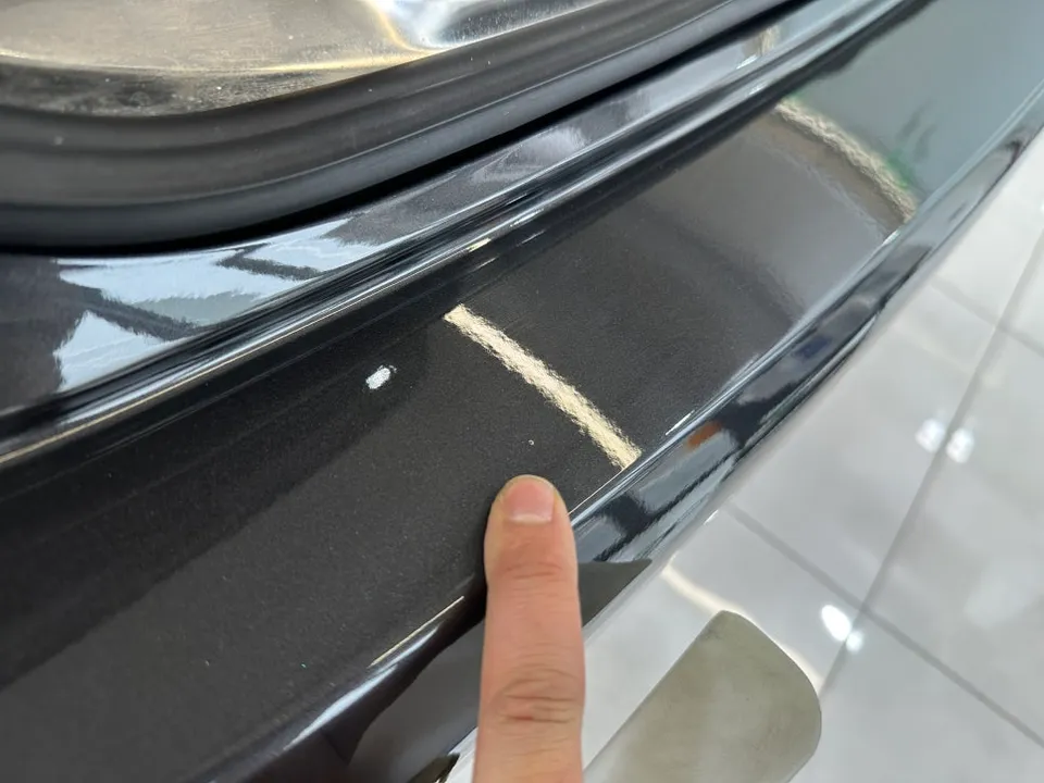 メルセデス・ベンツ Sクラス W223 カーラッピング事例 施工写真 1-2