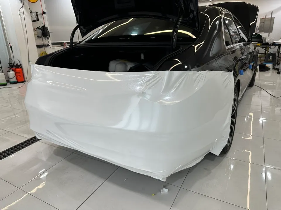メルセデス・ベンツ Sクラス W223 カーラッピング事例 施工写真 2-3
