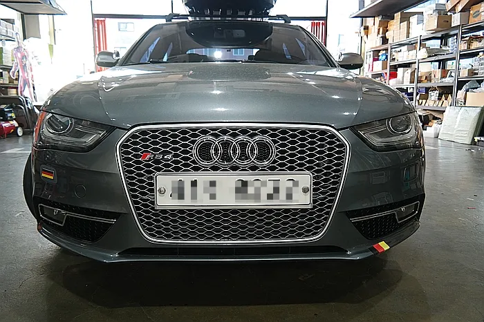 Audi A4 B9 body kit - Audi A4 B9 RS4 Grille Upgrade Review photo 5