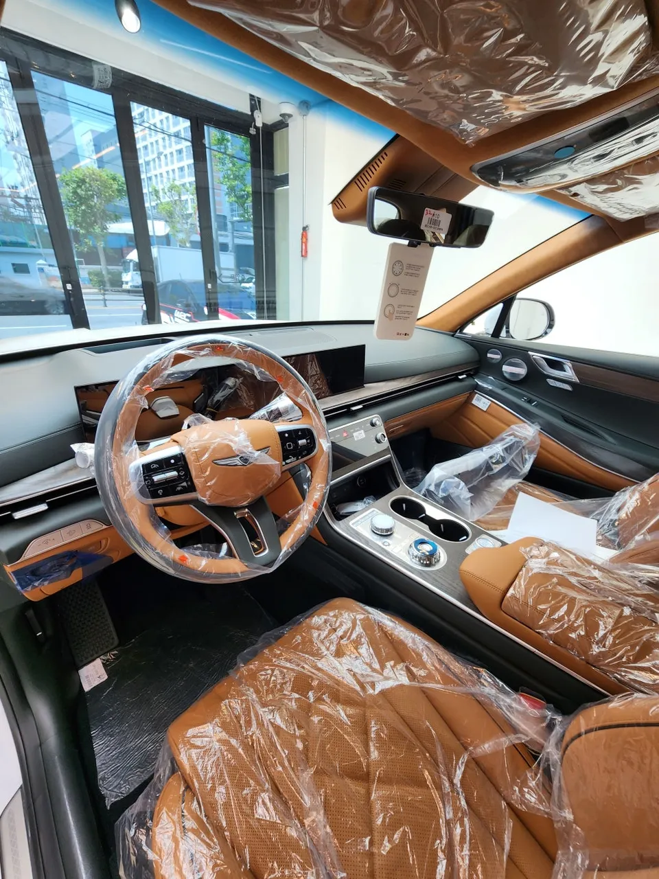 Genesis GV80 PPF施工事例|無光フィルムで個性を演出 施工写真 1-3