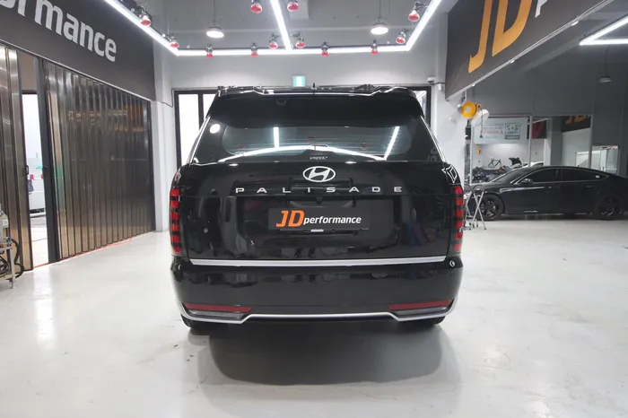 Hyundai Palisadeのカーラッピング事例｜費用目安・仕上がり 施工写真 2-1