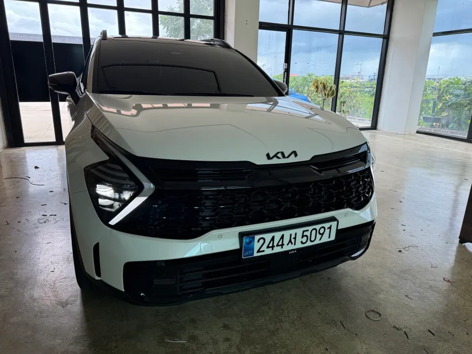 Kia Sportage NQ5 ambient lighting installation result