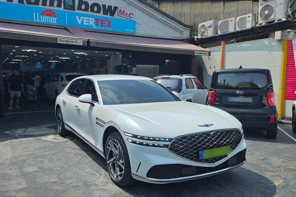 Genesis G90 PPF施工事例｜費用目安と仕上がり 施工写真 2-1