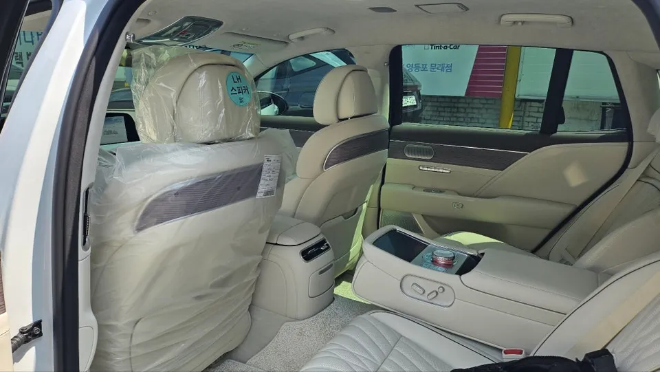 Genesis G90 PPF施工事例｜費用目安と仕上がり 施工写真 3-3