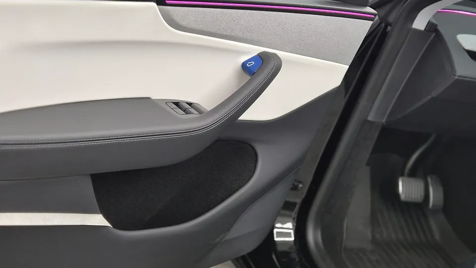 BMW X5のPPF施工事例｜費用目安と仕上がり 施工写真 2-3