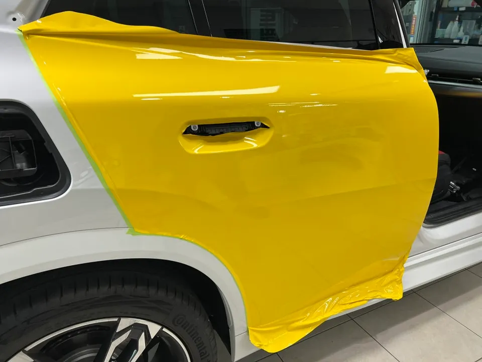 BMW X2のカーラッピング事例|費用目安・仕上がり 施工写真 3-1
