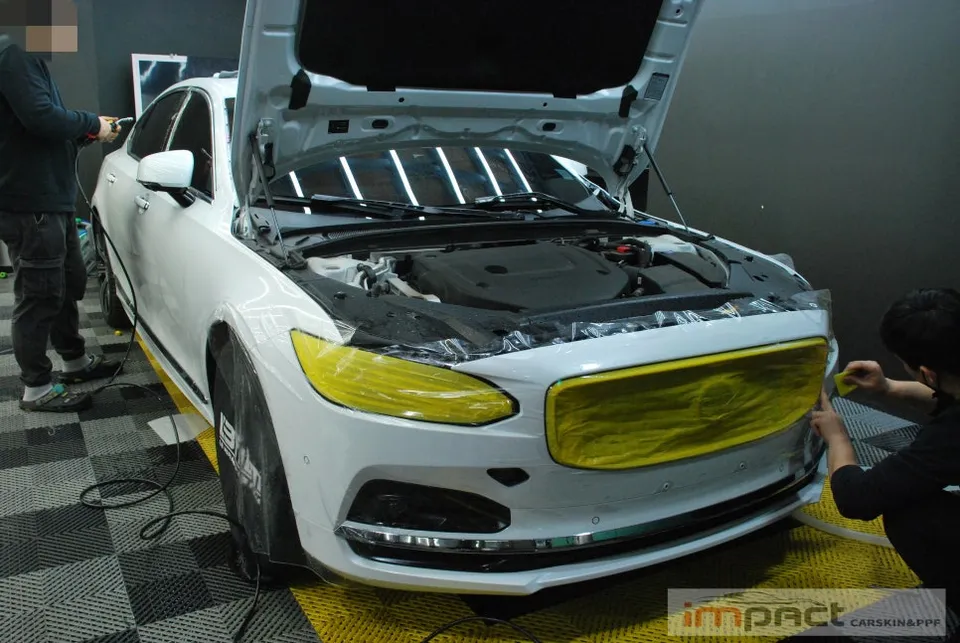 Volvo S90のPPF施工事例|費用目安と仕上がり 施工写真 2-3