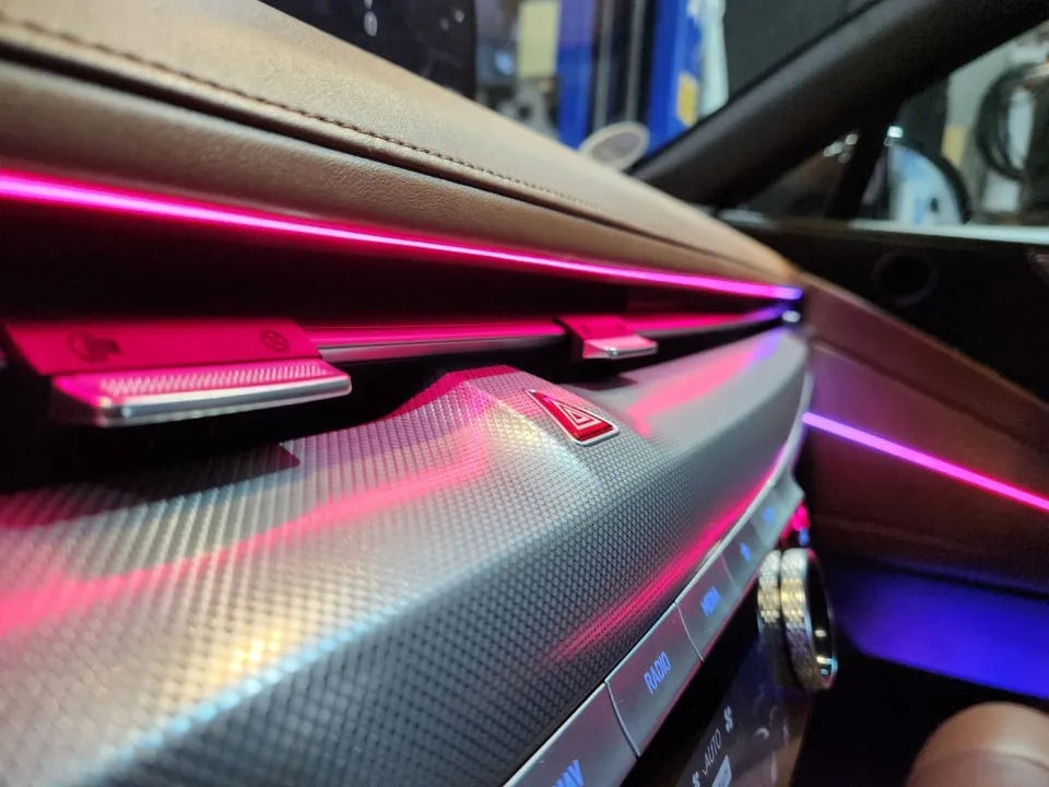 Genesis G80 RG3 ambient lighting - Genesis G80 Ambient Lighting Review - Enhanced Mood Lighting photo 3
