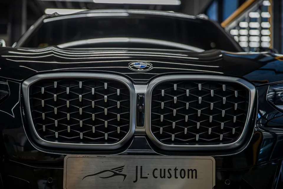 BMW X4 body kit - BMW X4 Body Kit & Aero Parts Review — Enhanced Aesthetics photo 3