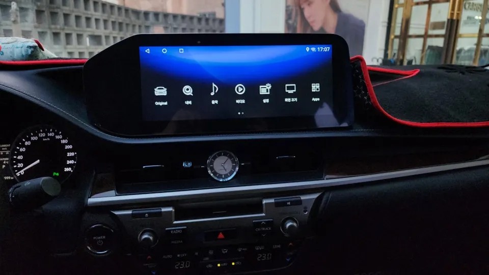 Lexus ESのAndroid Auto・CarPlay取付事例 施工写真 4-2