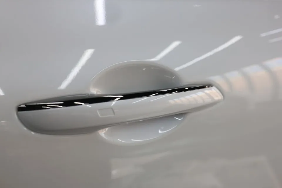 Genesis G80 PPF施工事例｜費用目安・仕上がり 施工写真 1-2