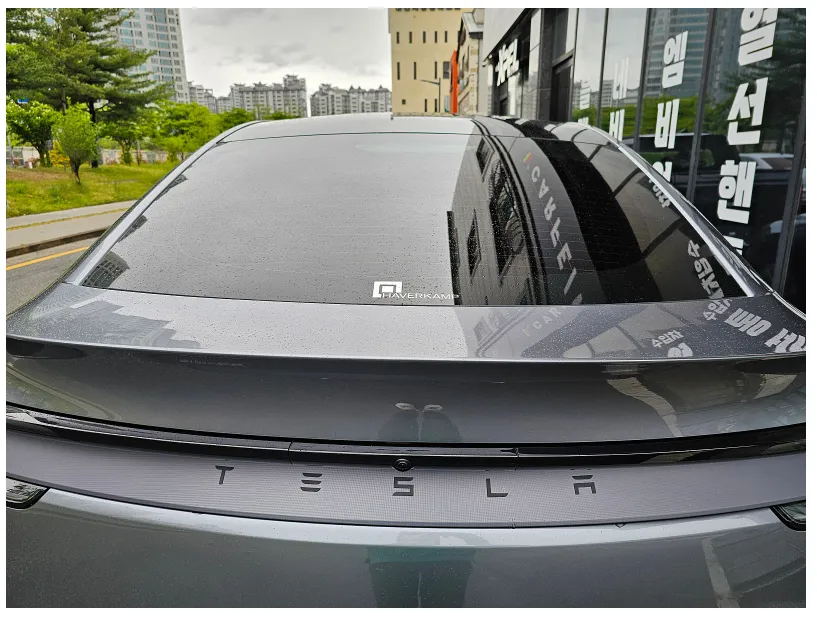 Tesla Model Yのカーフィルム施工事例｜費用目安・仕上がり 施工写真 3-2