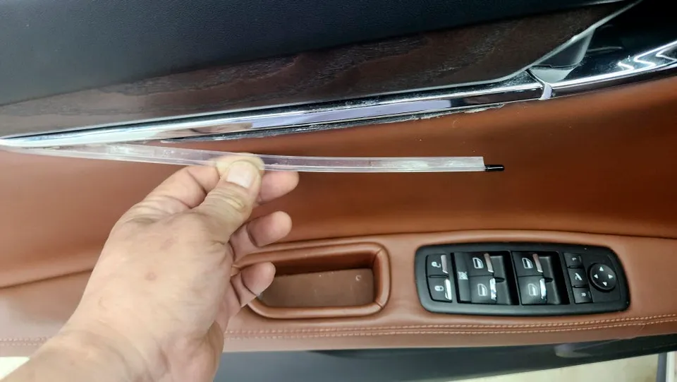 Maserati Quattroporte ambient lighting - Maserati Quattroporte Ambient Lighting Review: Cost & Results photo 5