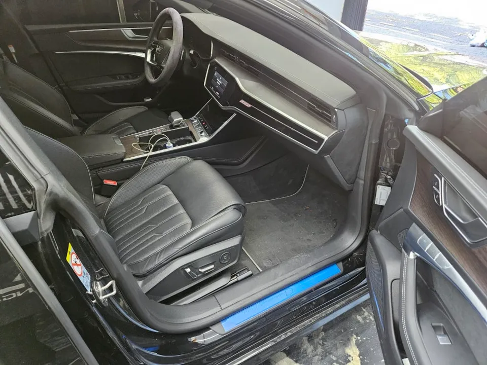 Audi A7のガラスコーティング事例|韓国での施工例 施工写真 1-3