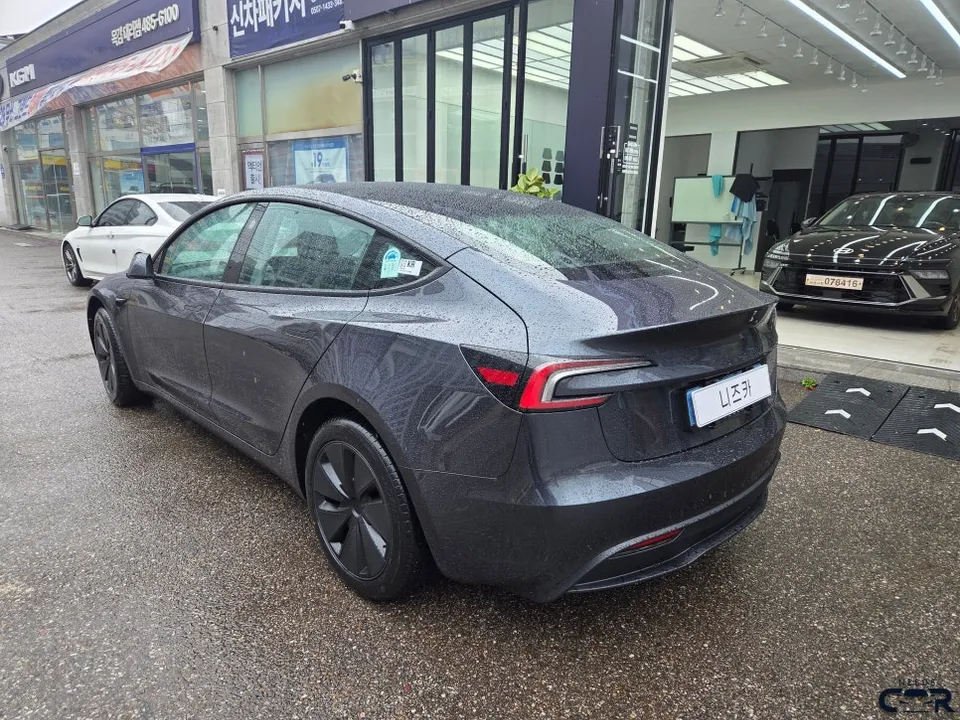 Tesla Model 3 PPF施工事例｜費用目安と仕上がり 施工写真 1-1