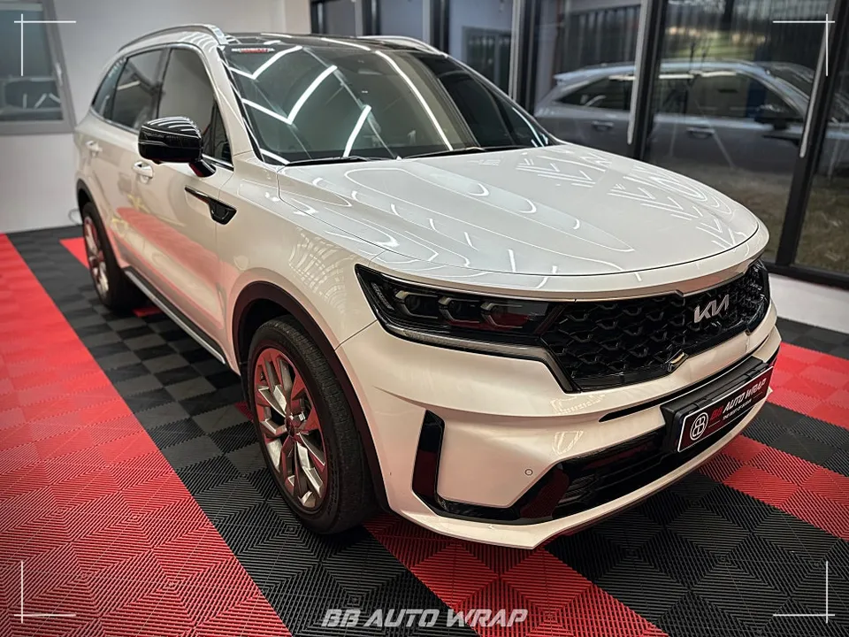 Kia Sorento MQ4 PPF施工事例|テールのトーンダウン 施工写真 2-1