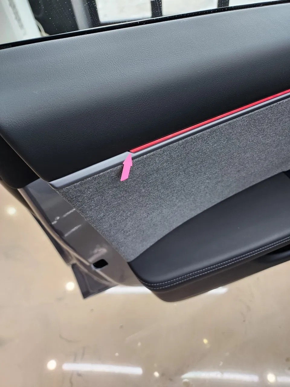 Tesla Model 3のPPF施工事例 施工写真 3-1