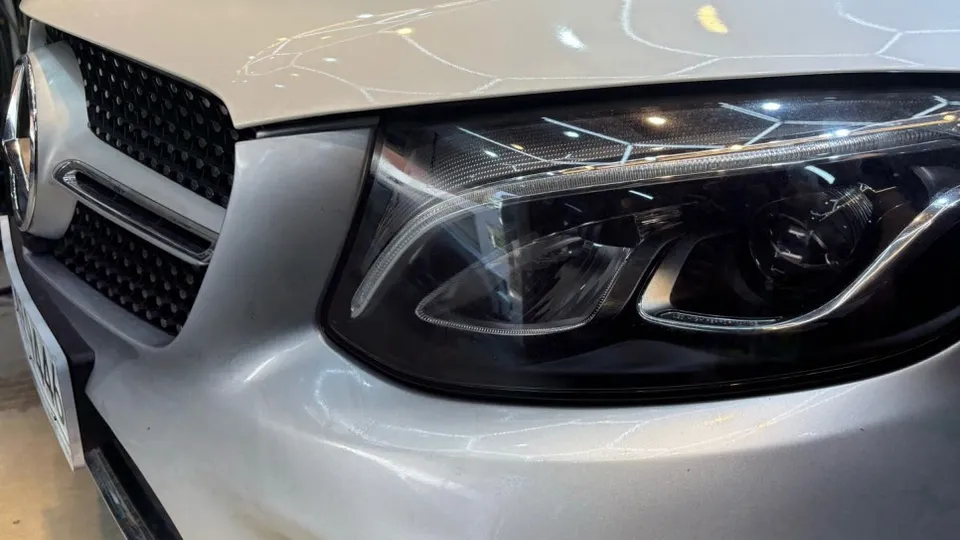 Mercedes-Benz GLCのカーラッピング事例 施工写真 6