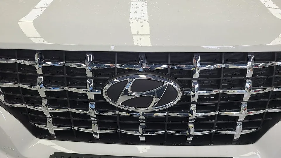Hyundai Venue around view - Hyundai Venue Around View Monitor Review — Enhanced Parking photo 5