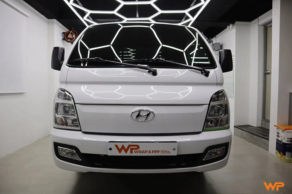 Hyundai Porter vinyl wrap - Hyundai Porter Vinyl Wrap Review: Stylish Two-Tone Upgrade photo 3