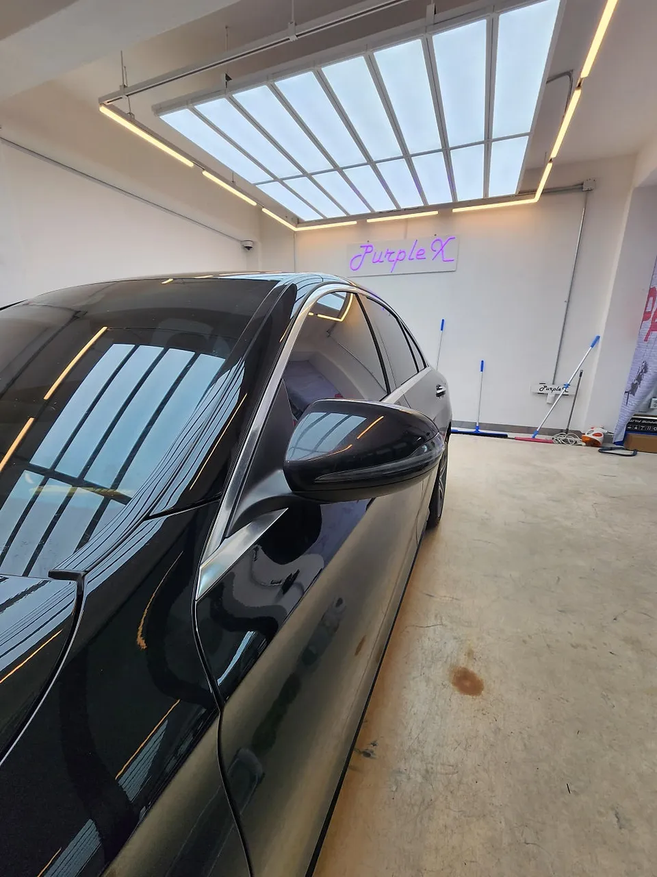 Mercedes-Benz C-Class W205のカーラッピング事例 施工写真 5
