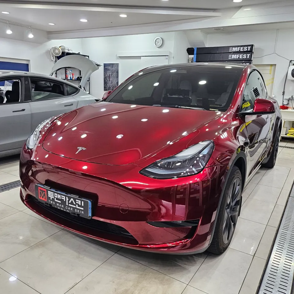Tesla Model YのPPF施工事例|傷隠しと保護効果 施工写真 1-1