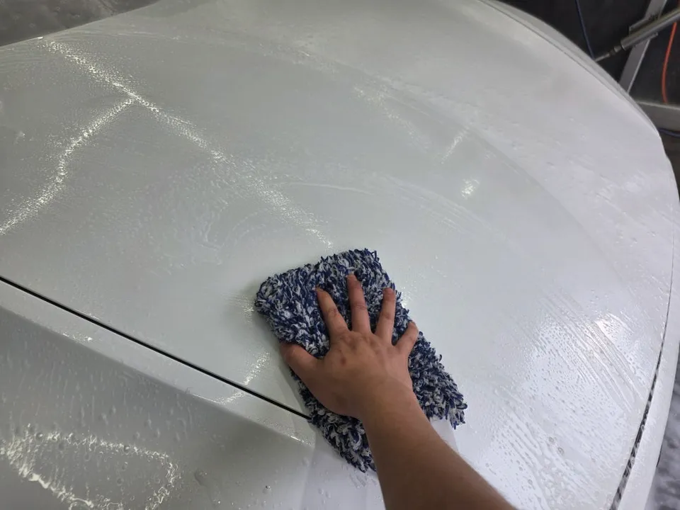 Tesla Model Y PPF施工事例｜費用目安と仕上がり 施工写真 1-3