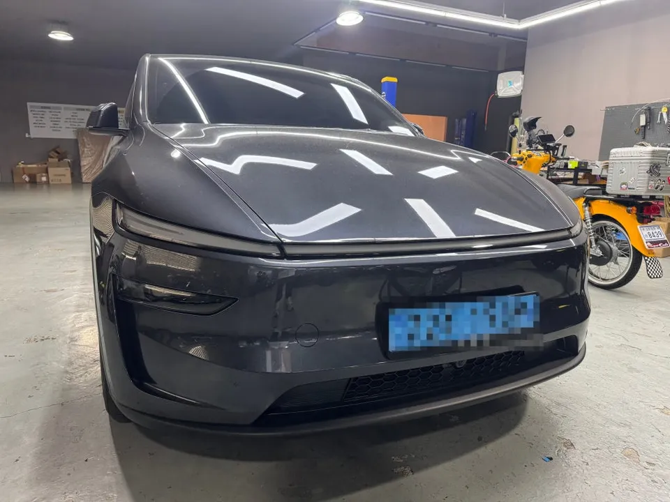 Tesla Model Y Dash Cam Installation Review photo 3