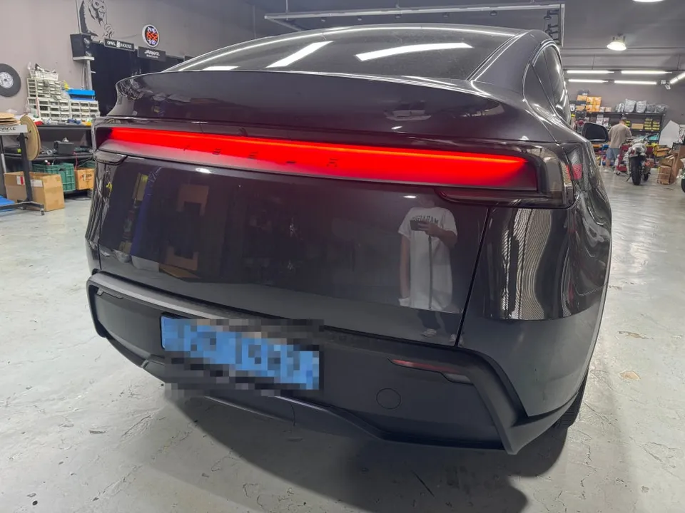 Porsche Cayenne Dash Cam Parking Mode Installation Guide — photo 5
