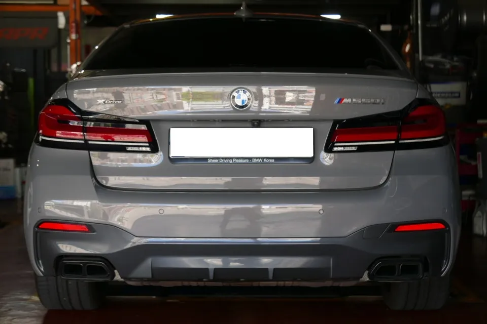 BMW 5 Series G30のホイールリペア・塗装事例 施工写真 1-2