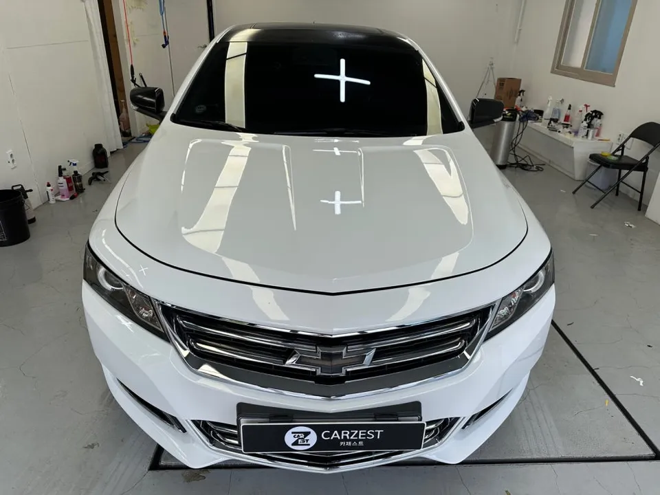 Chevrolet Impalaのカーラッピング事例｜費用目安・仕上がり 写真