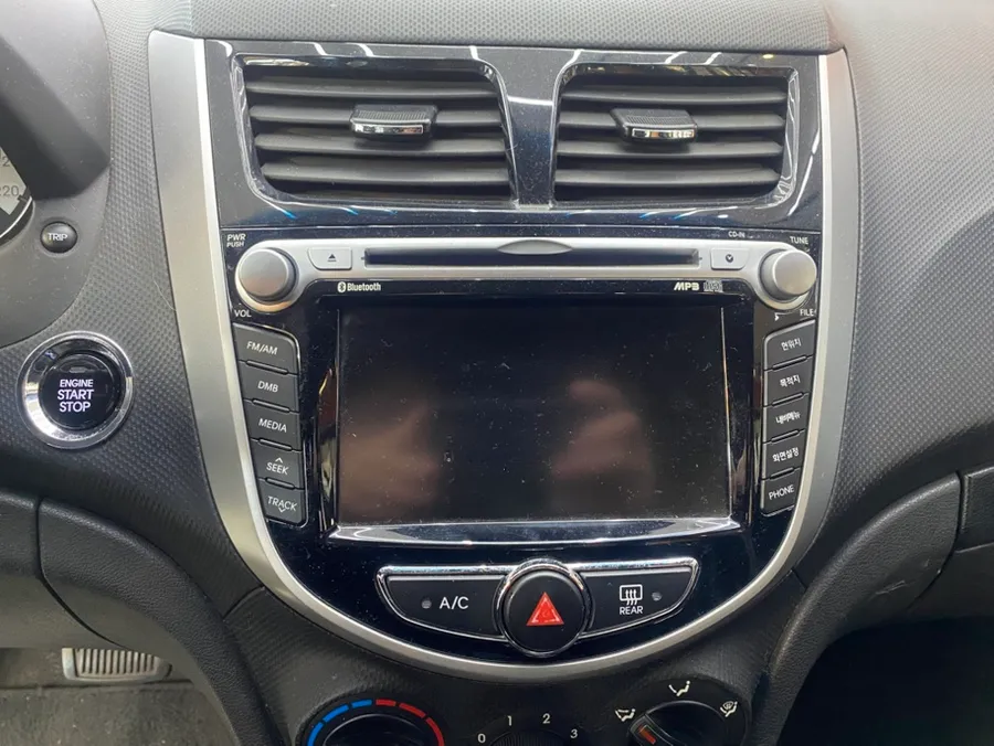 Hyundai Accent android head unit - 2011 Hyundai Accent Android Head Unit Upgrade Review photo 4