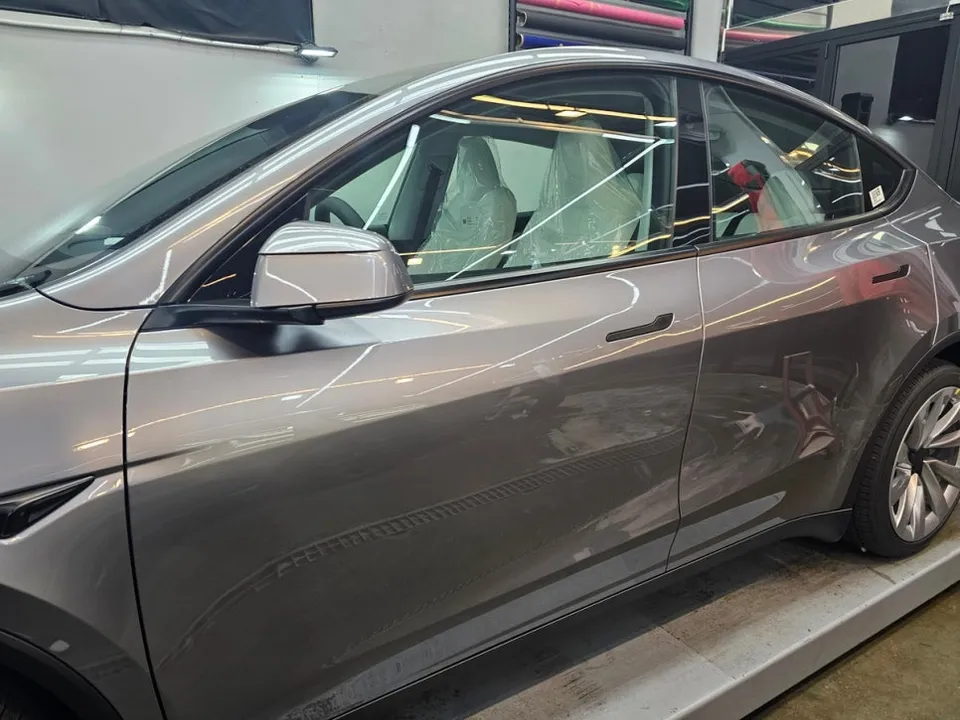 Tesla Model Y PPF施工事例|費用目安・仕上がり 施工写真 1-2