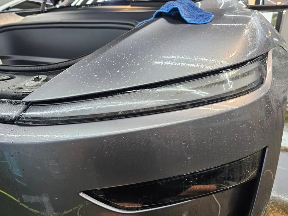 Tesla Model Y PPF施工事例|費用目安・仕上がり 施工写真 3-3